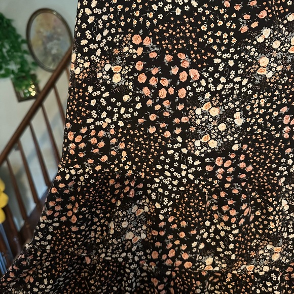 Wild Fable Women’s Floral Dress - Picture 2 of 3